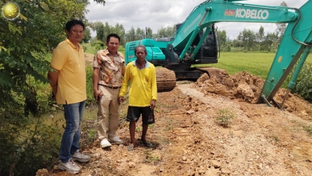 ติดตามการเปิดทางระบายน้ำ หมู่ที่ 14 บ้านบ่อโพง เพื่อบรรเทาความเดือดร้อนให้กับเกษตรกรในพื้นที่